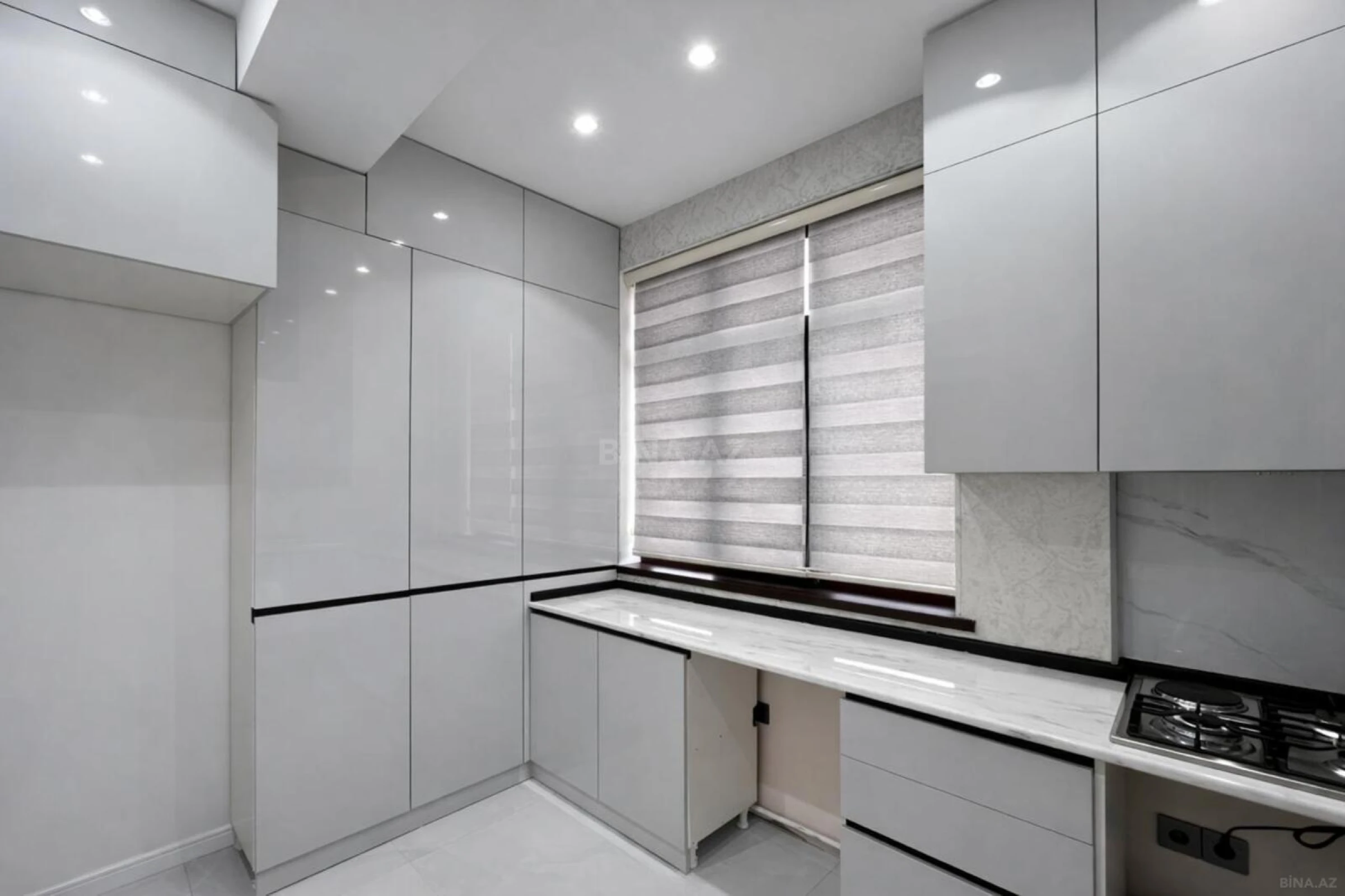 Satılır 3 otaqlı mənzil 79 m²