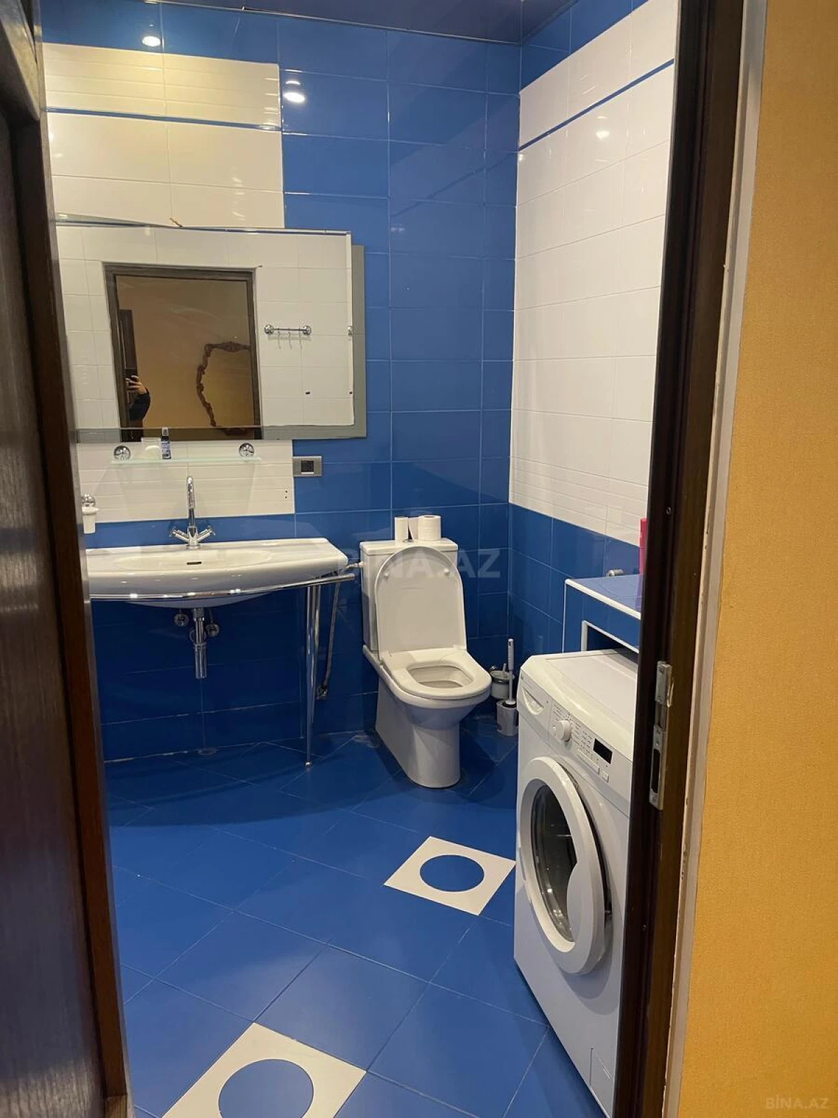 Satılır 3 otaqlı mənzil 170 m²