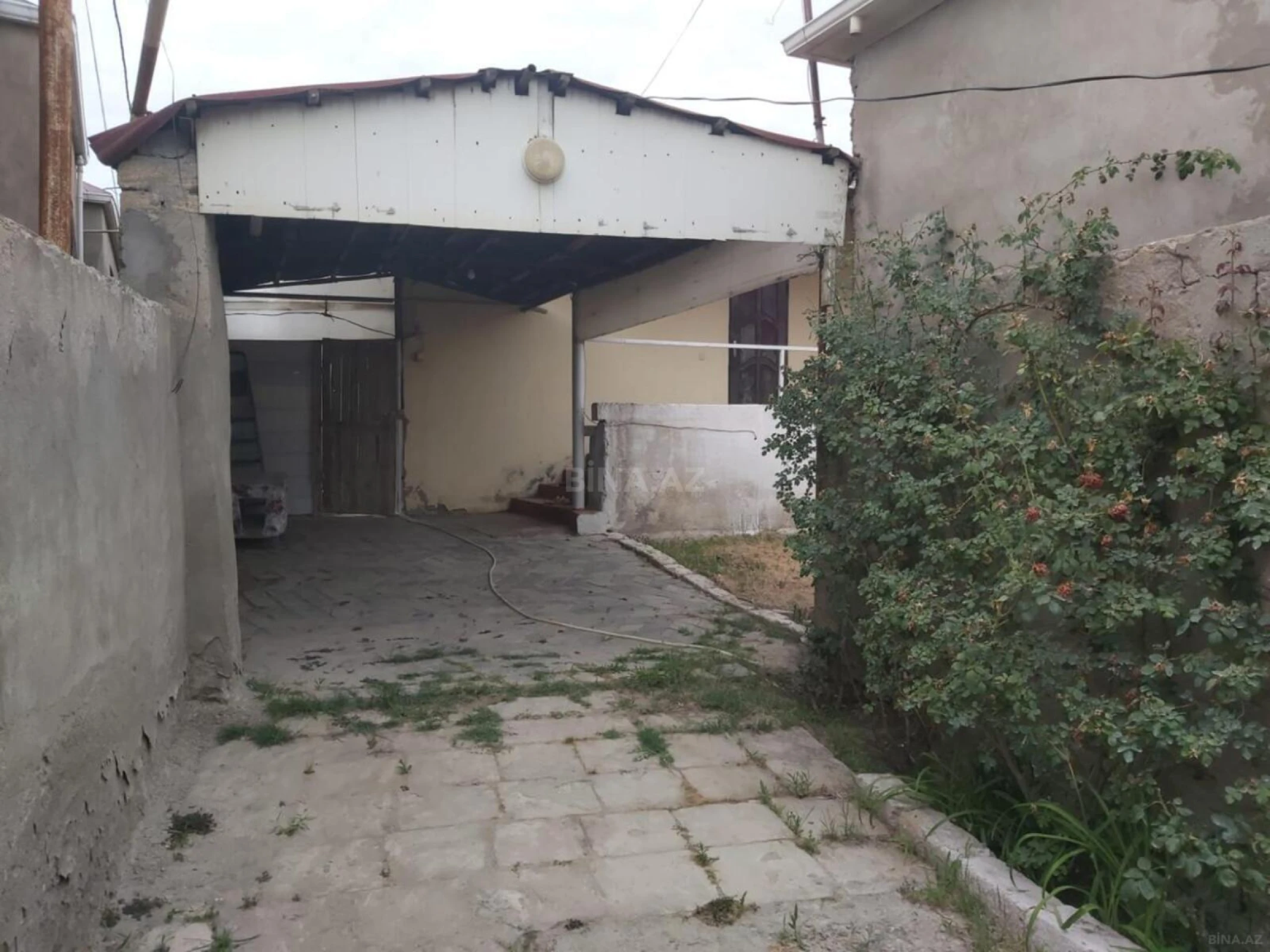 Satılır 3 otaqlı həyət evi 120 m²