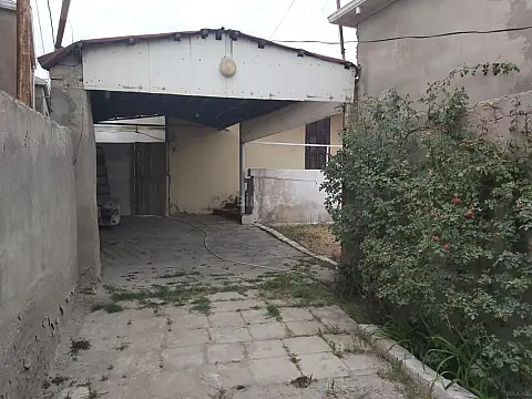 Satılır 3 otaqlı həyət evi 120 m²