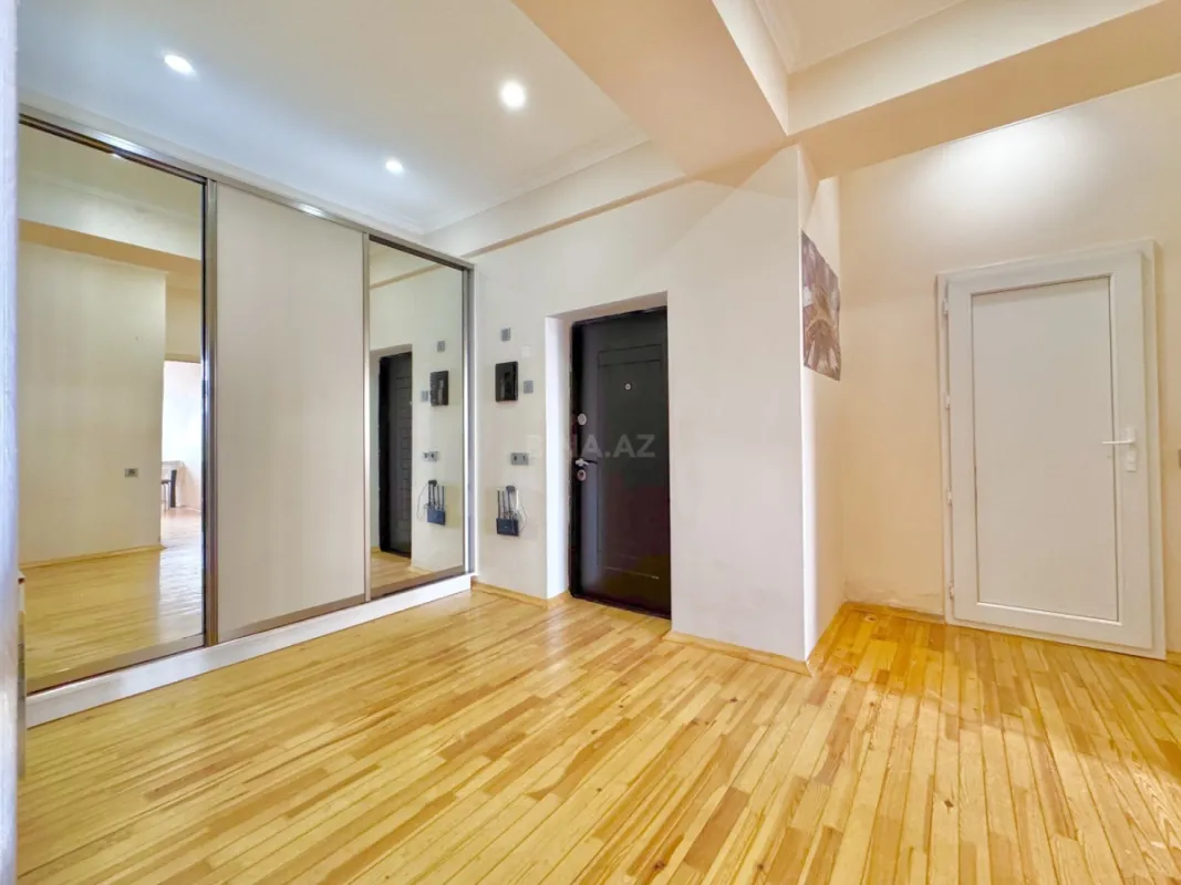 Kirayə verilir 3 otaqlı mənzil 80 m²