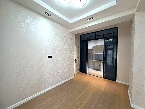 Satılır 3 otaqlı mənzil 63 m²