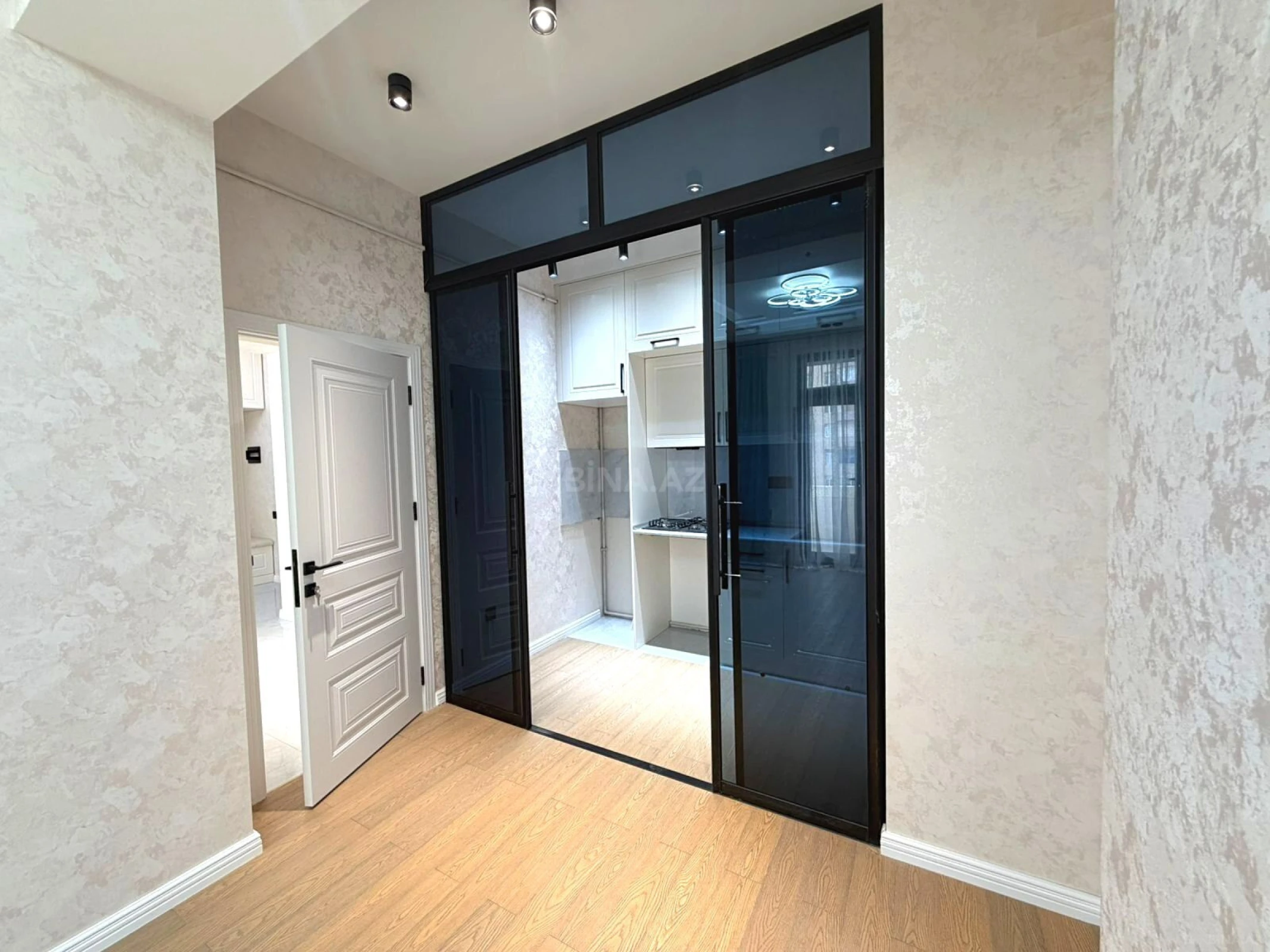 Satılır 3 otaqlı mənzil 63 m²