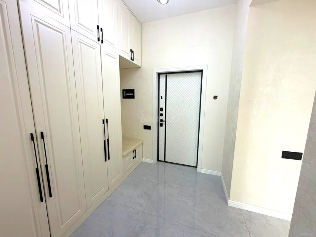Satılır 3 otaqlı mənzil 63 m²