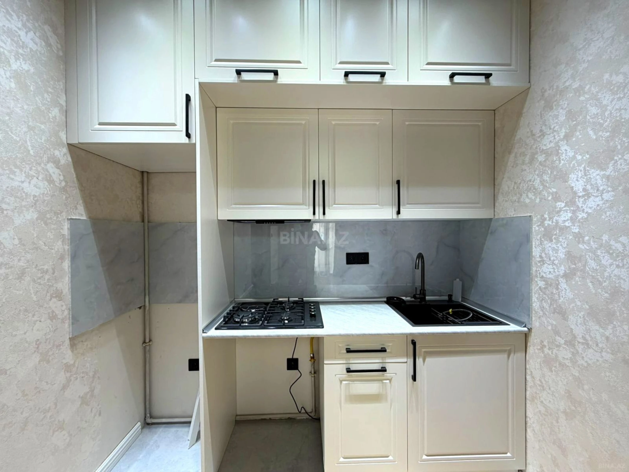 Satılır 3 otaqlı mənzil 63 m²