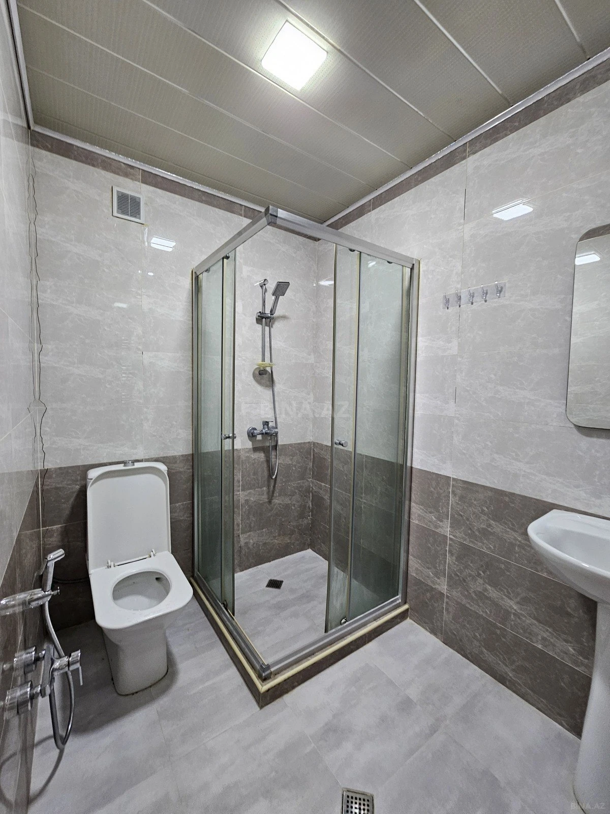 Satılır 2 otaqlı mənzil 51 m²