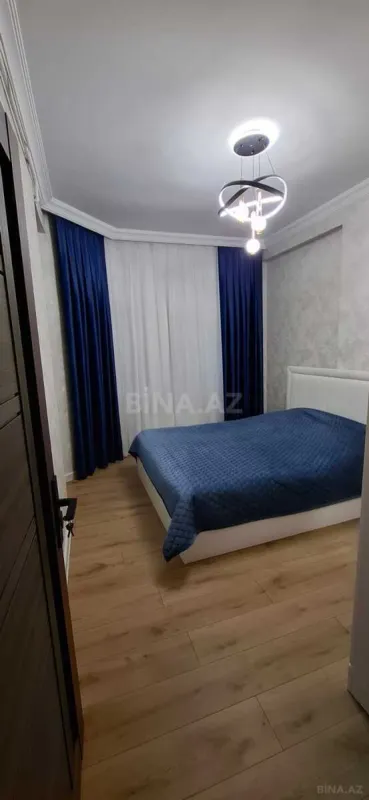 Satılır 2 otaqlı mənzil 65 m²
