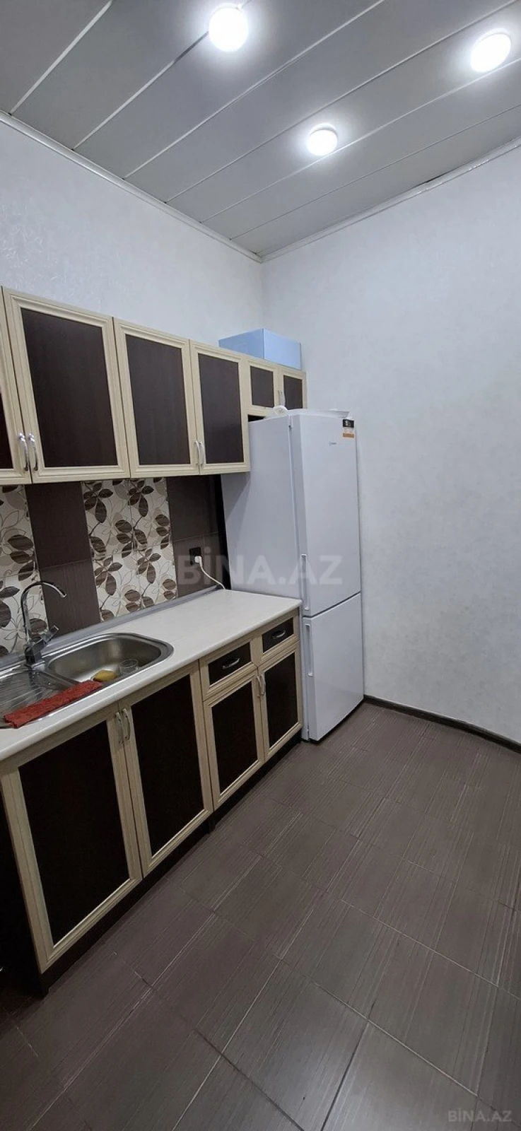 Satılır 2 otaqlı mənzil 65 m²