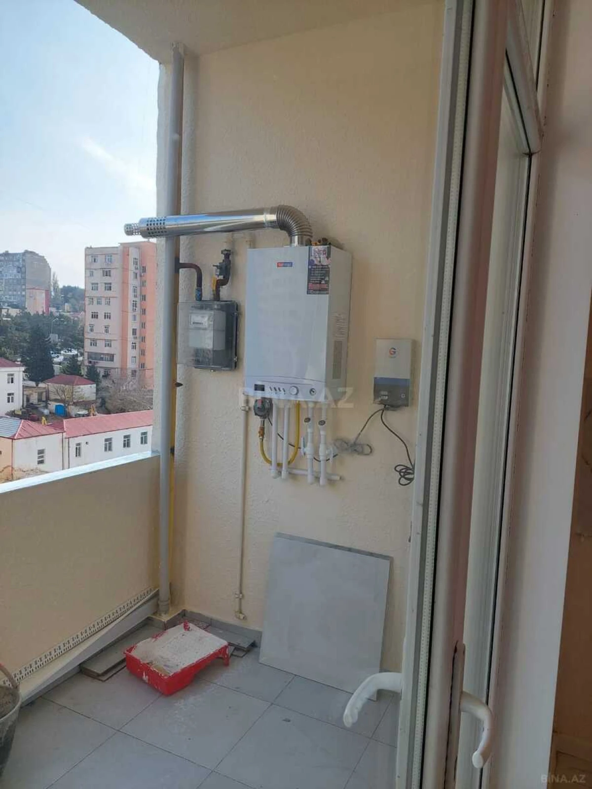 Satılır 3 otaqlı mənzil 115 m²