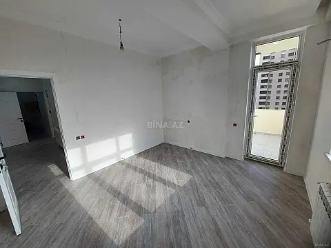 Satılır 3 otaqlı mənzil 115 m²