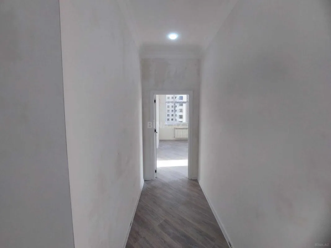 Satılır 3 otaqlı mənzil 115 m²