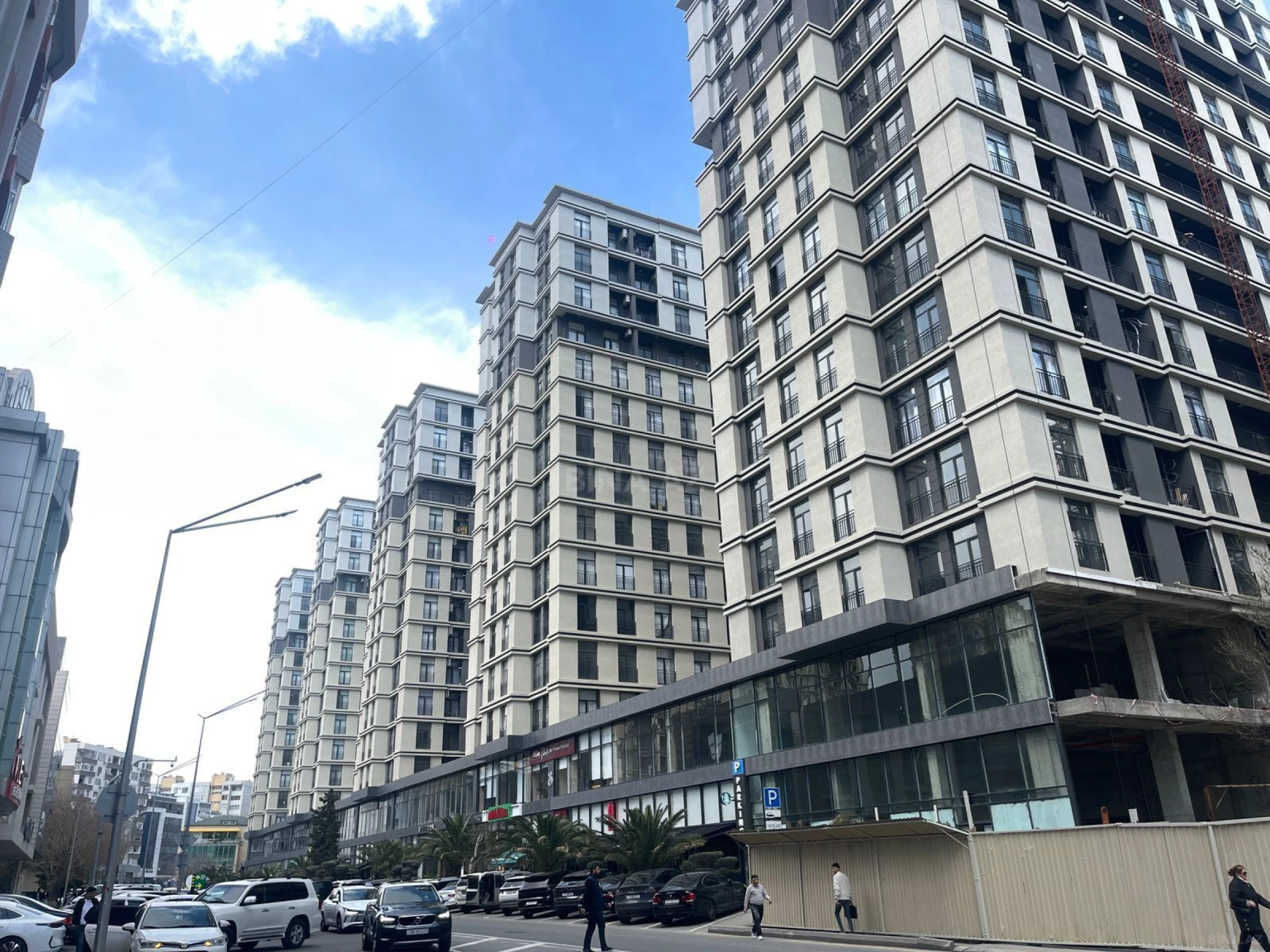 Satılır 1 otaqlı mənzil 62 m²