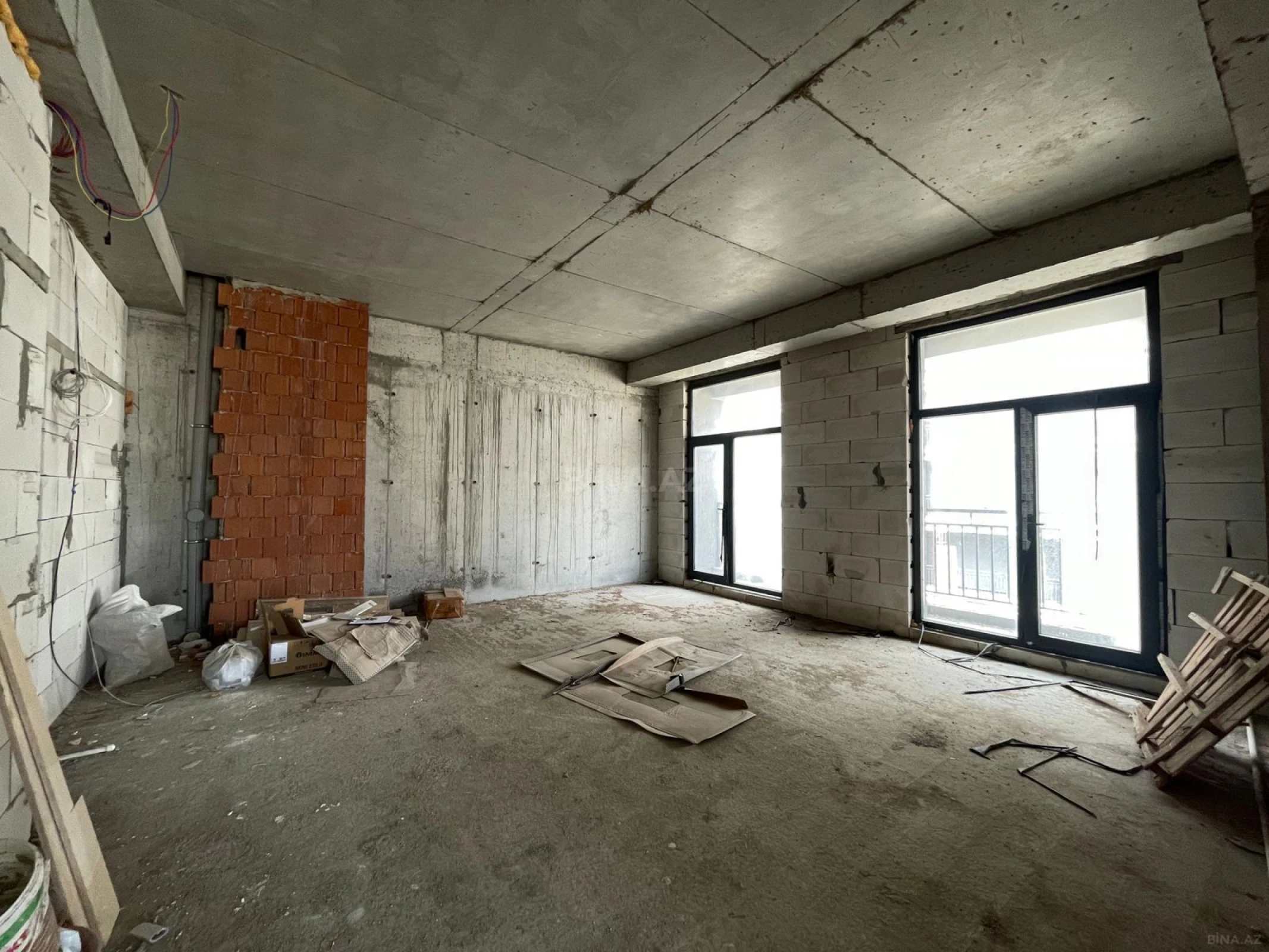 Satılır 1 otaqlı mənzil 62 m²