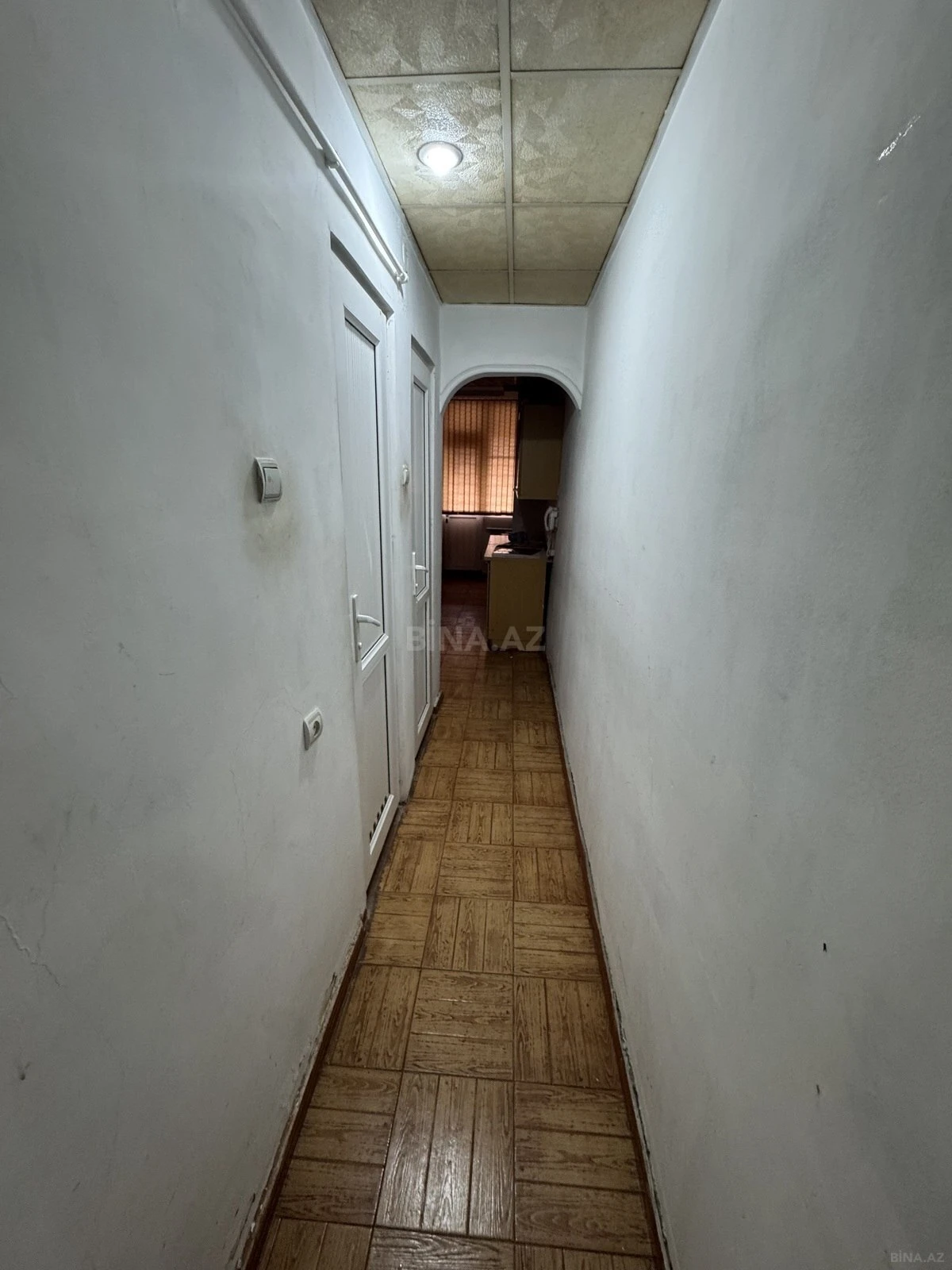 Satılır 5 otaqlı mənzil 104 m²