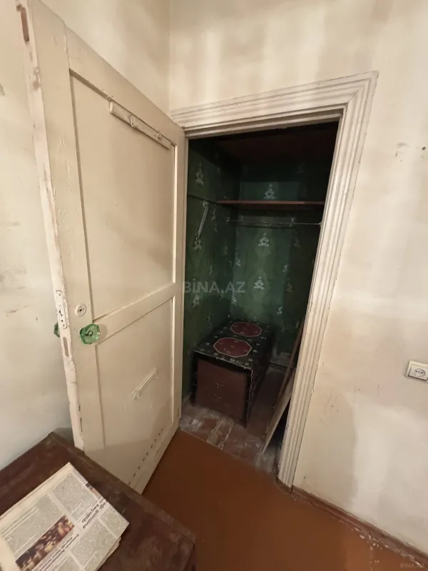 Satılır 5 otaqlı mənzil 104 m²