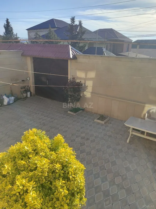 Satılır 3 otaqlı həyət evi 100 m²