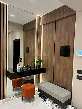 Satılır 3 otaqlı mənzil 142 m²