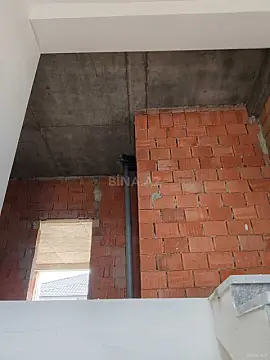 Satılır 2 otaqlı mənzil 74 m²