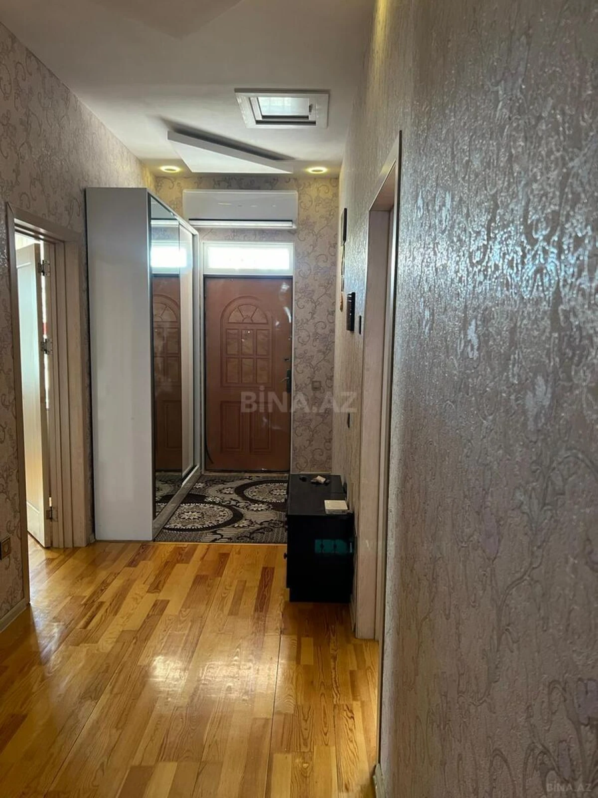 Satılır 4 otaqlı həyət evi 140 m²