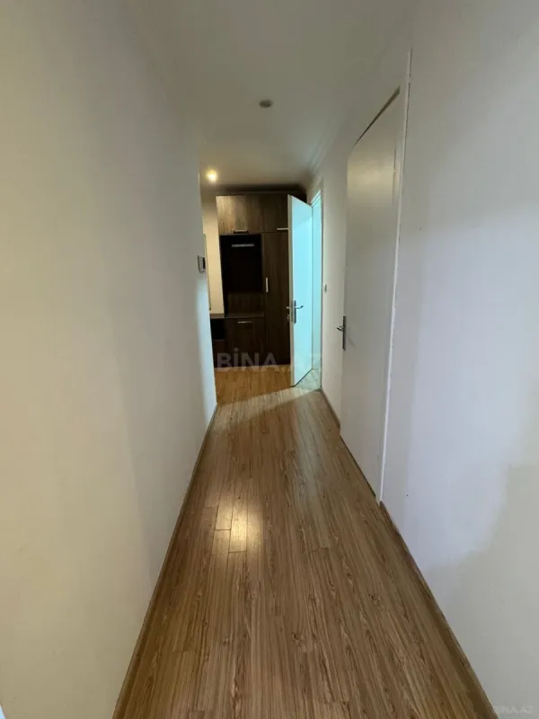Kirayə verilir 3 otaqlı mənzil 140 m²