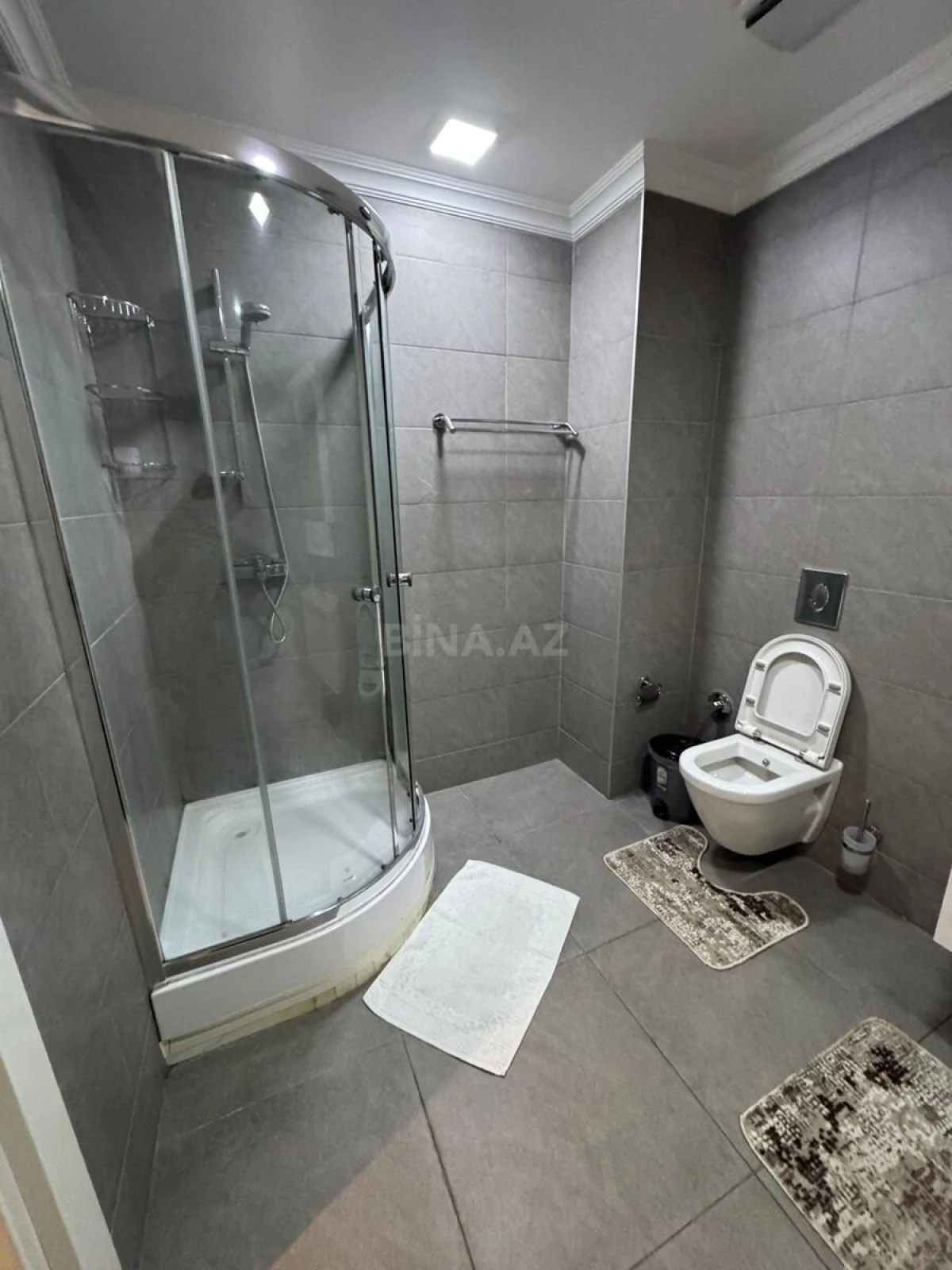 Kirayə verilir 3 otaqlı mənzil 140 m²