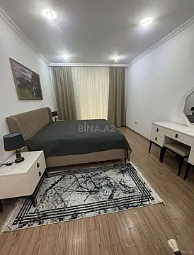 Kirayə verilir 3 otaqlı mənzil 140 m²