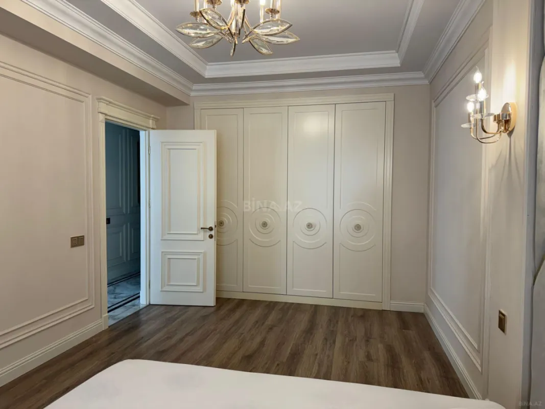Kirayə verilir 3 otaqlı mənzil 140 m²