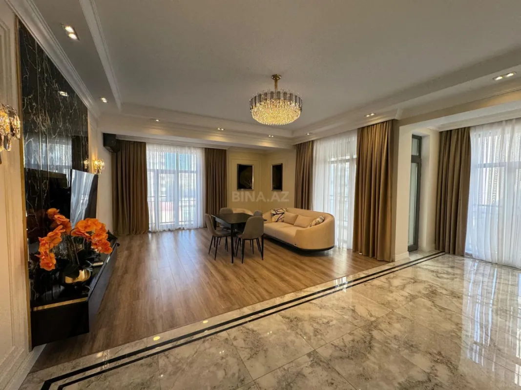 Kirayə verilir 3 otaqlı mənzil 140 m²