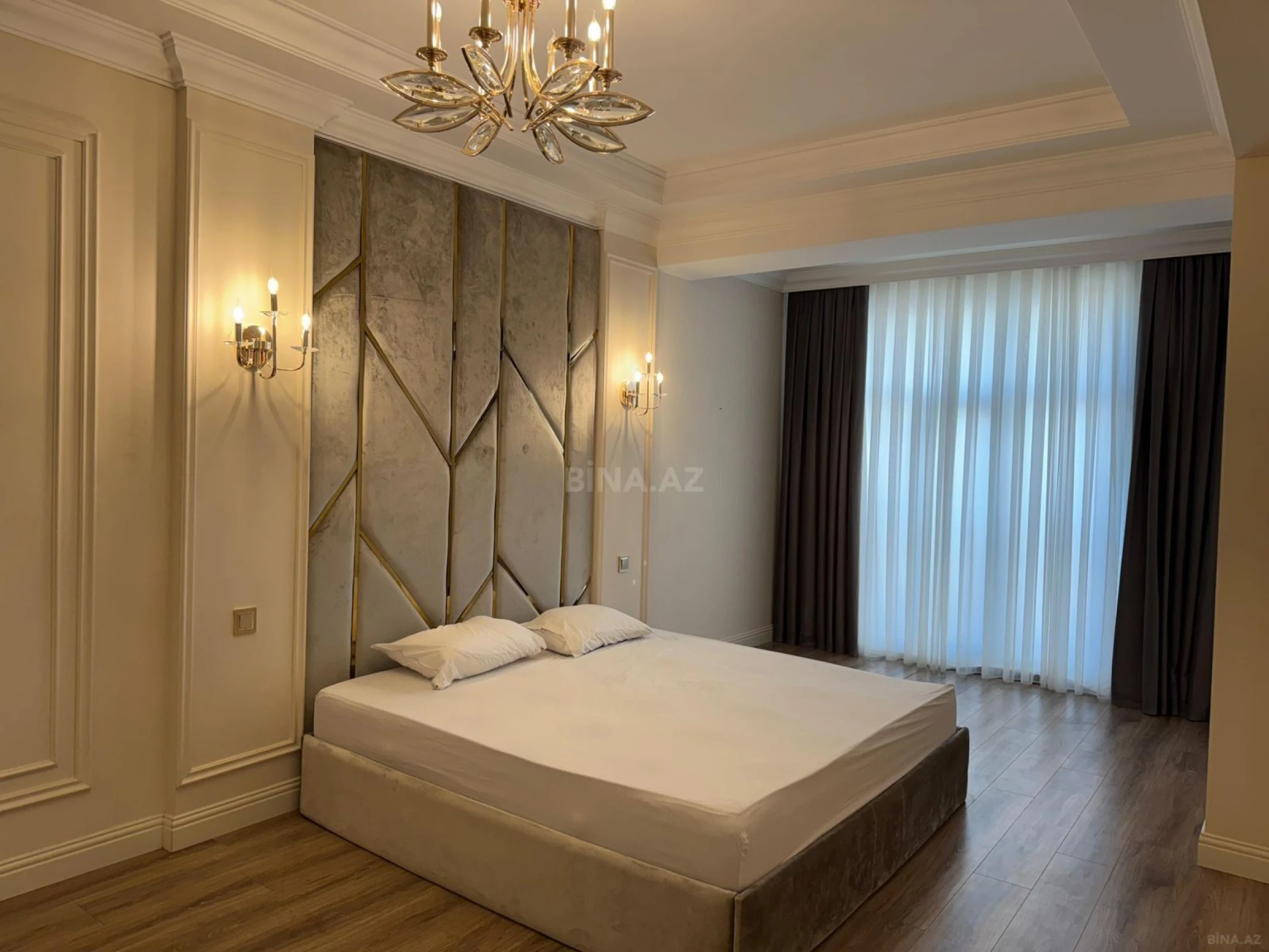 Kirayə verilir 3 otaqlı mənzil 140 m²