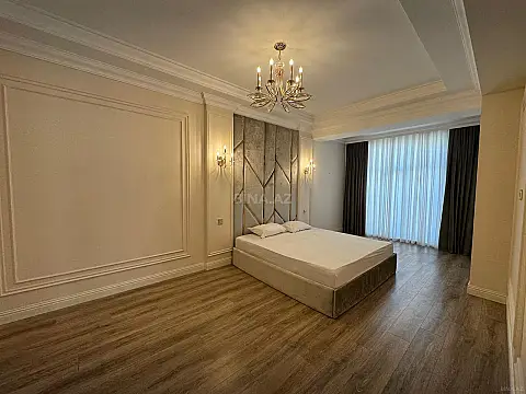 Kirayə verilir 3 otaqlı mənzil 140 m²