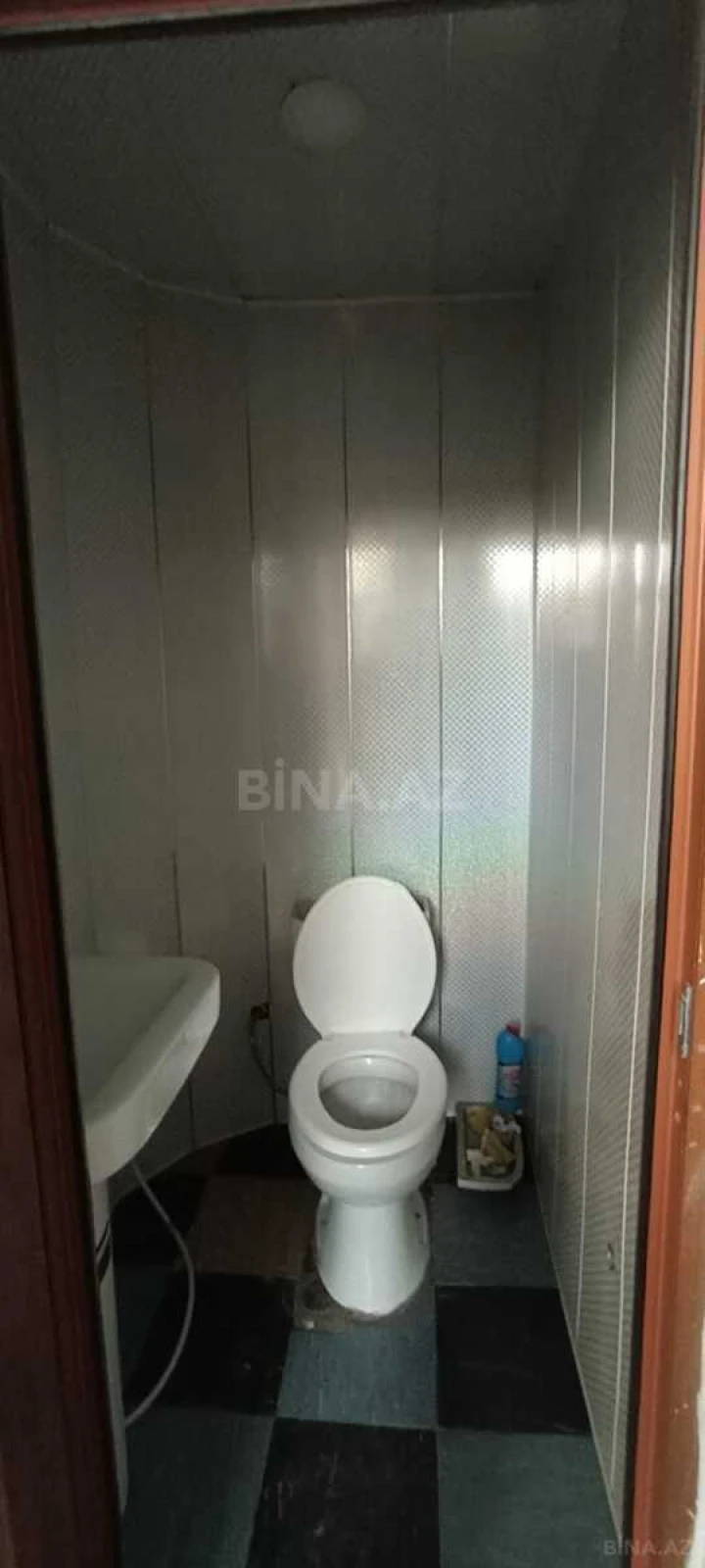 Kirayə verilir obyekt 180 m²