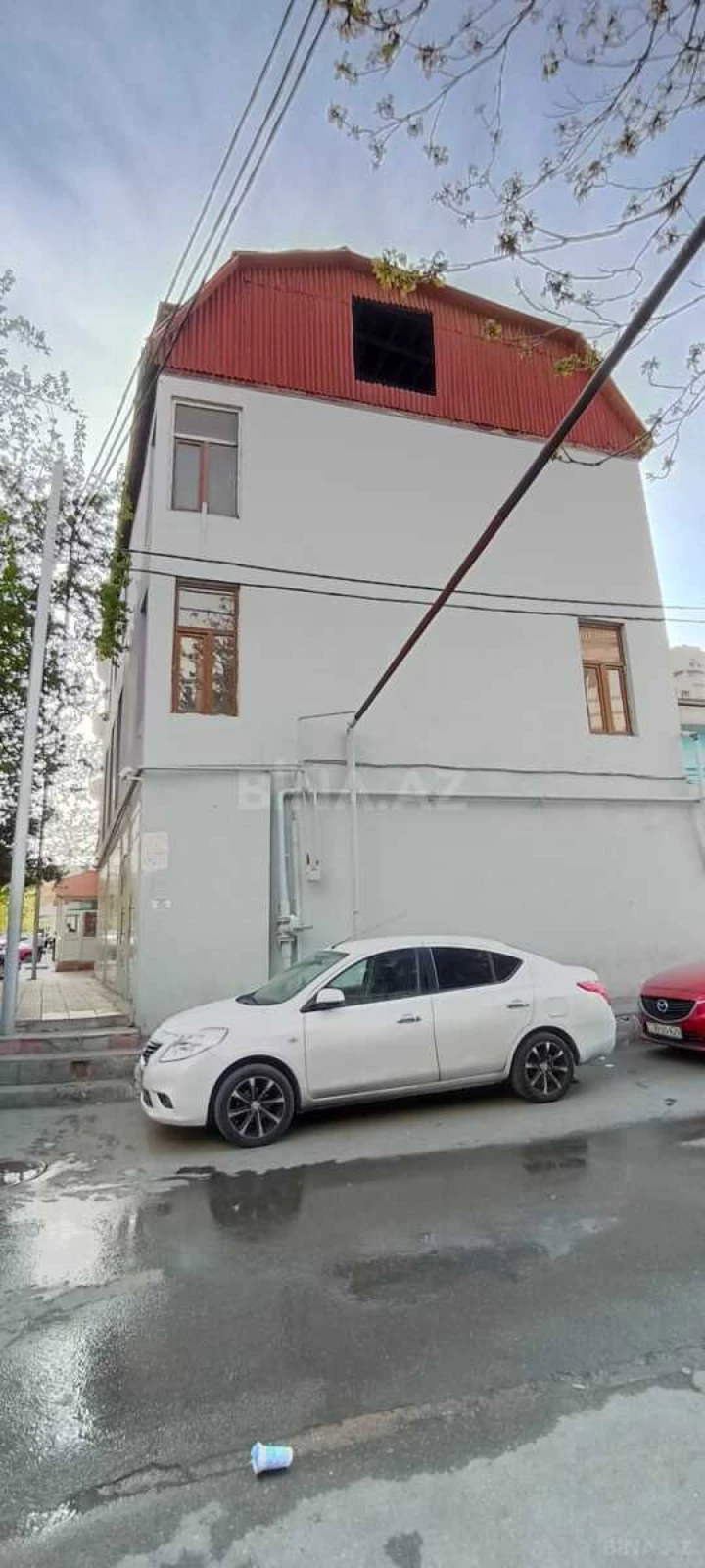 Kirayə verilir obyekt 180 m²