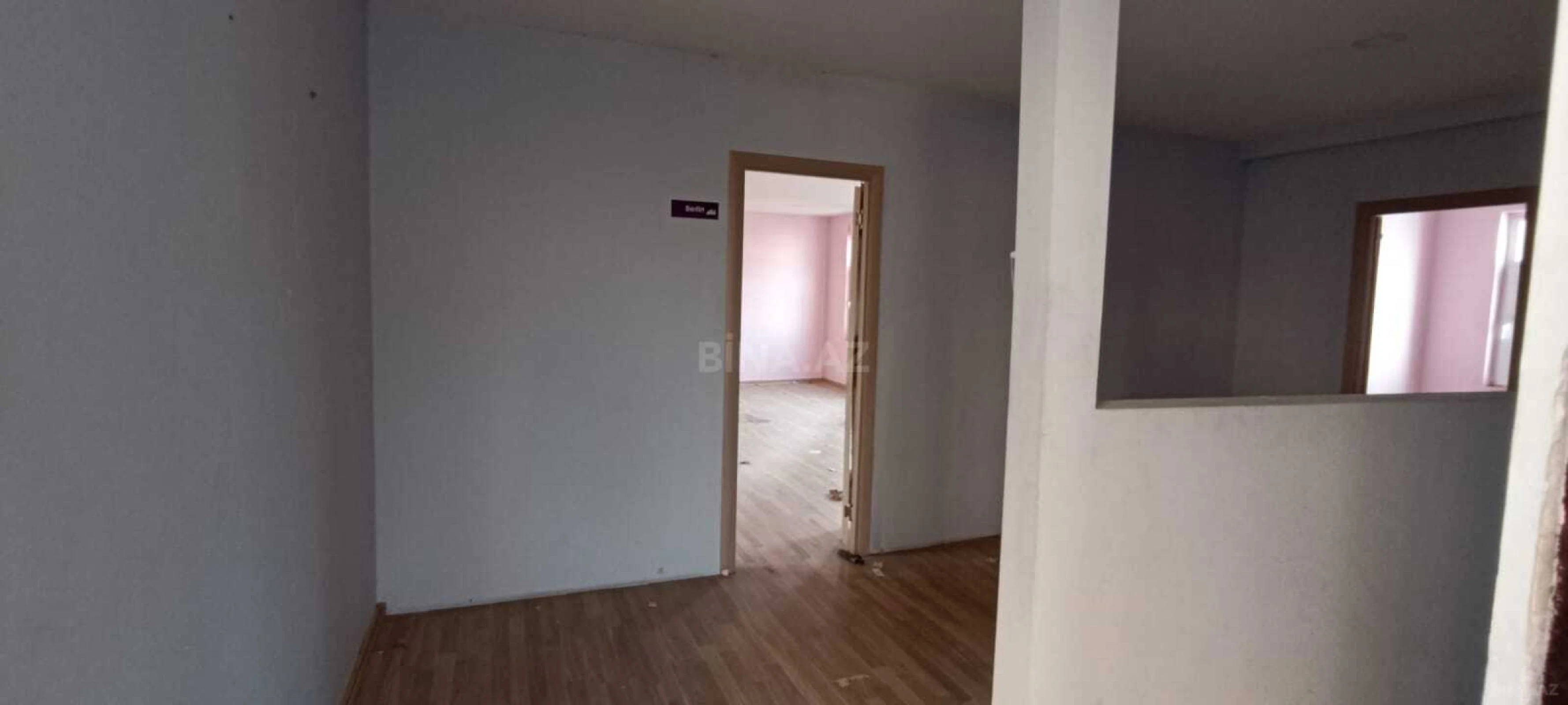 Kirayə verilir obyekt 180 m²