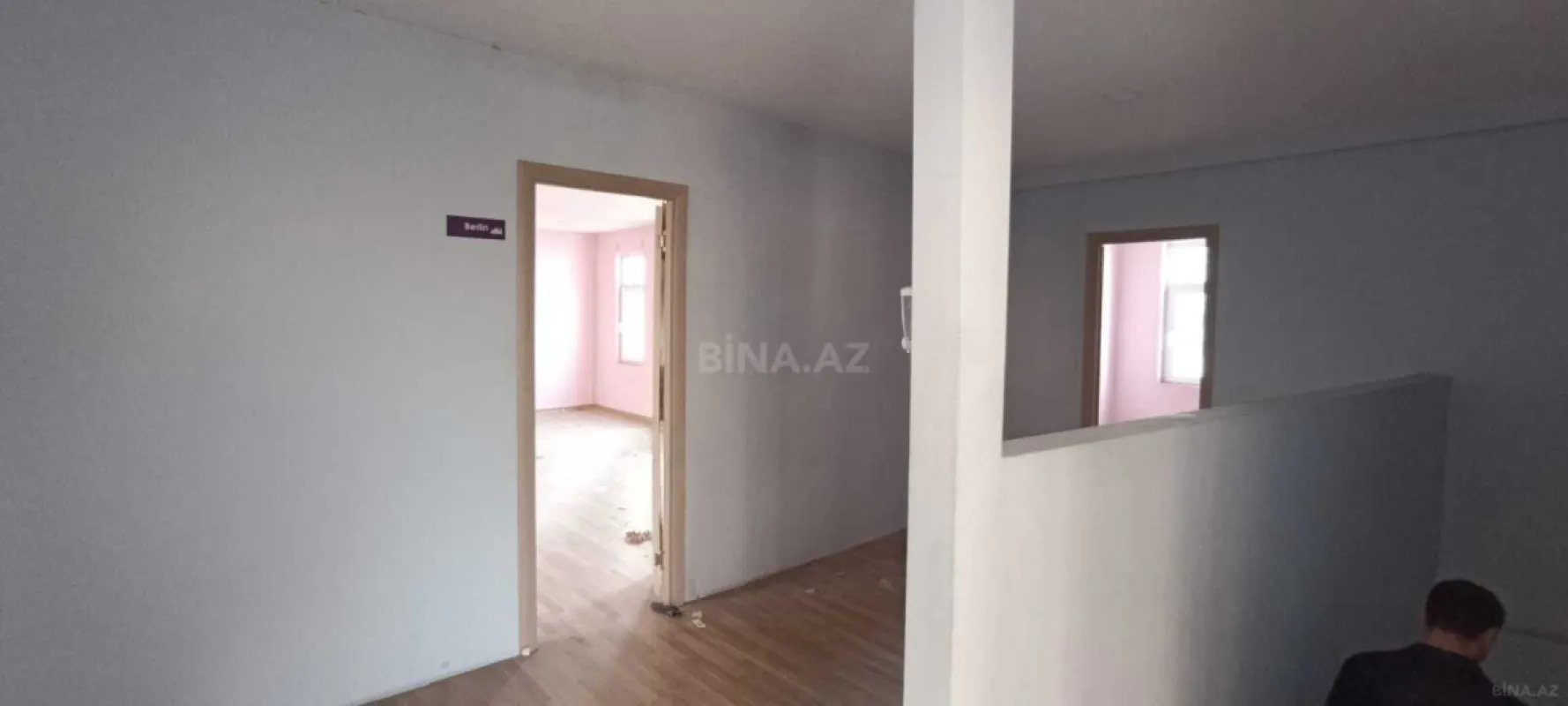 Kirayə verilir obyekt 180 m²