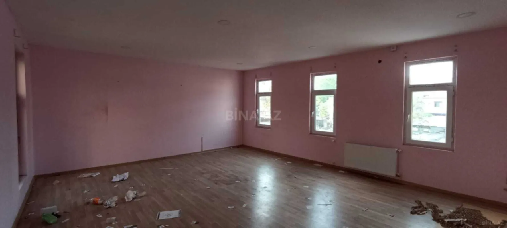 Kirayə verilir obyekt 180 m²