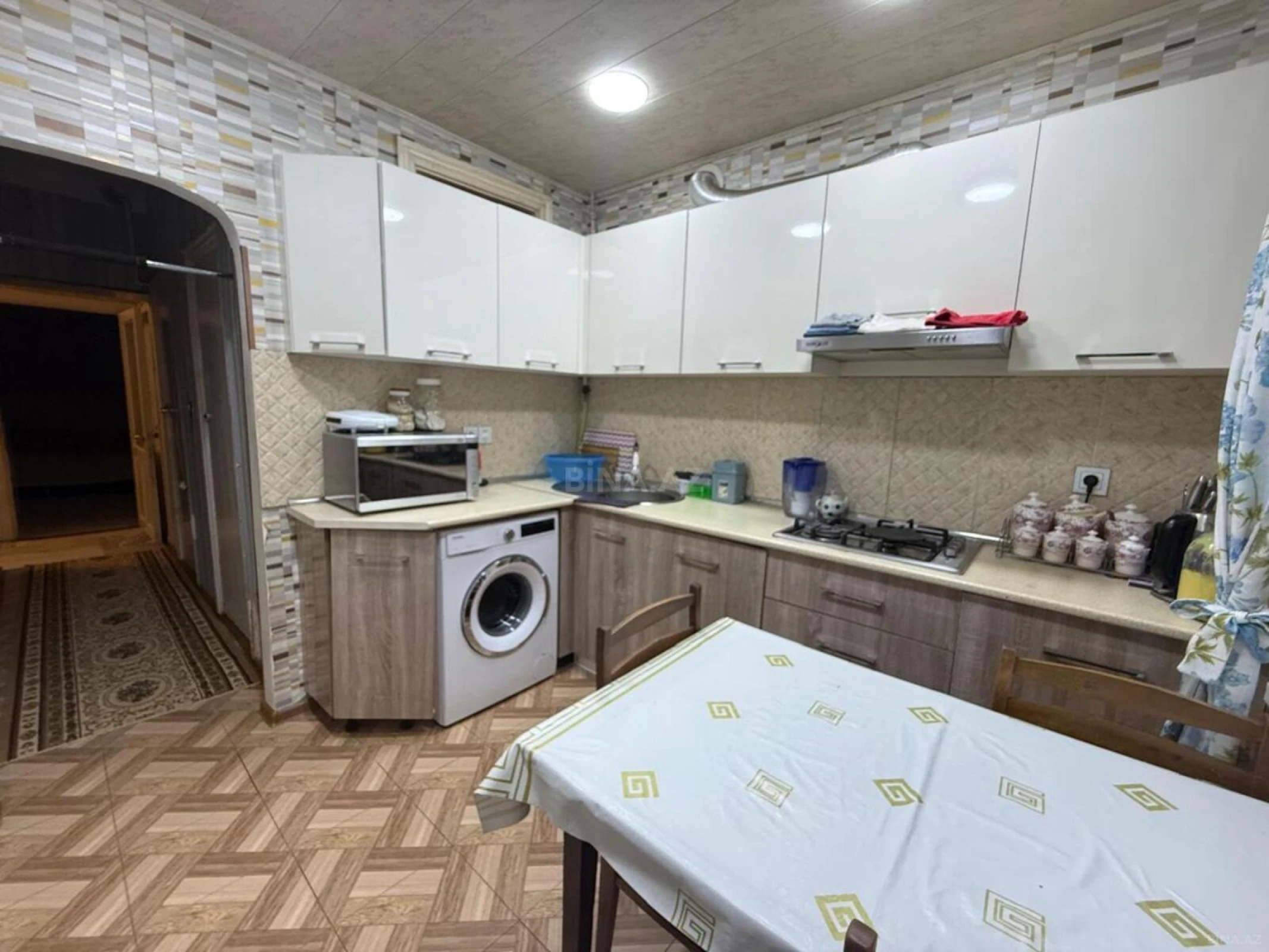 Satılır 4 otaqlı mənzil 85 m²
