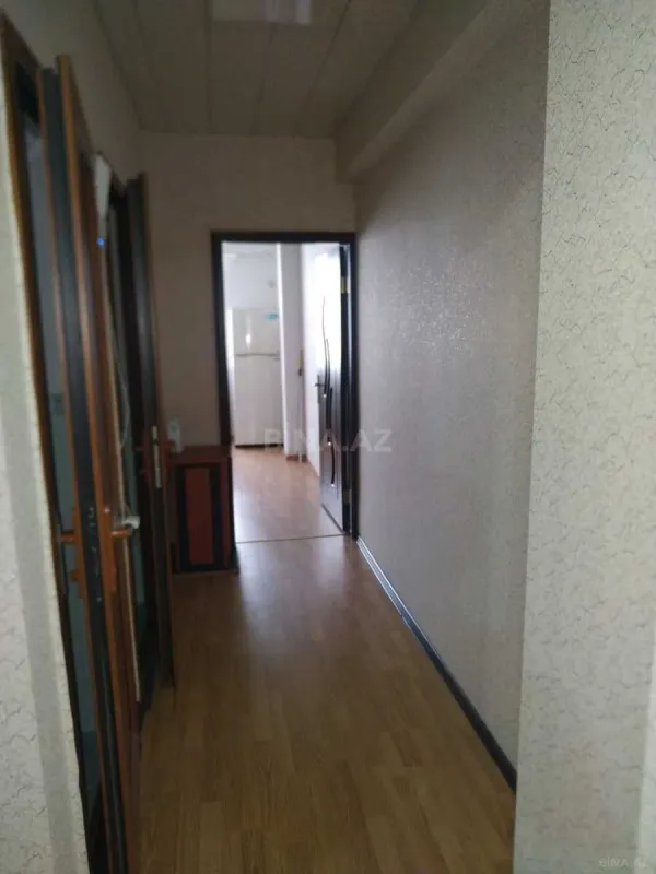 Satılır 2 otaqlı mənzil 80 m²