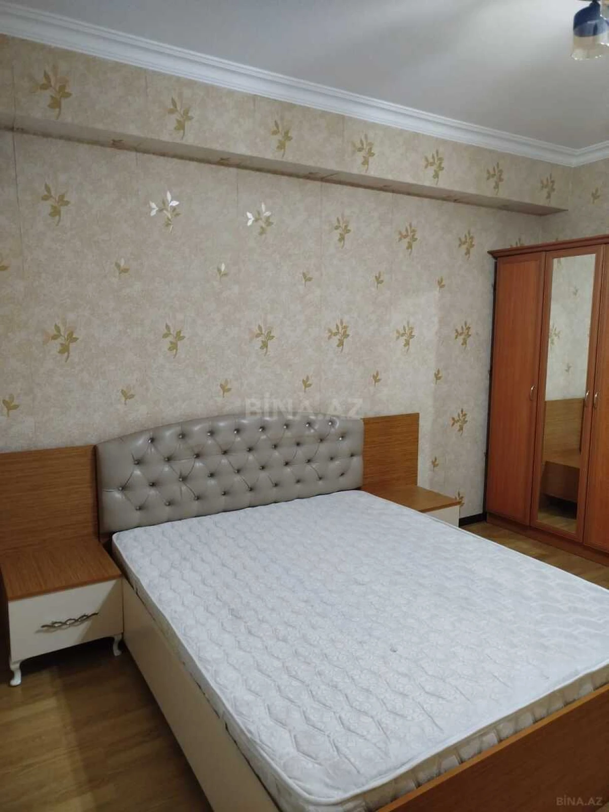 Satılır 2 otaqlı mənzil 80 m²