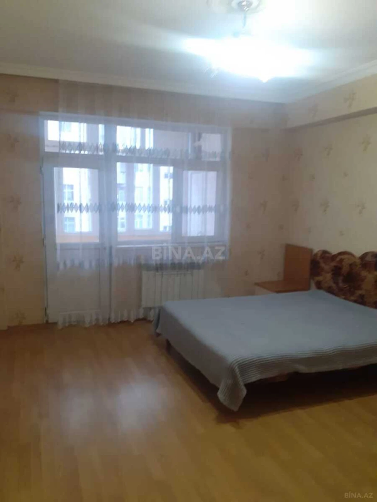 Satılır 2 otaqlı mənzil 80 m²