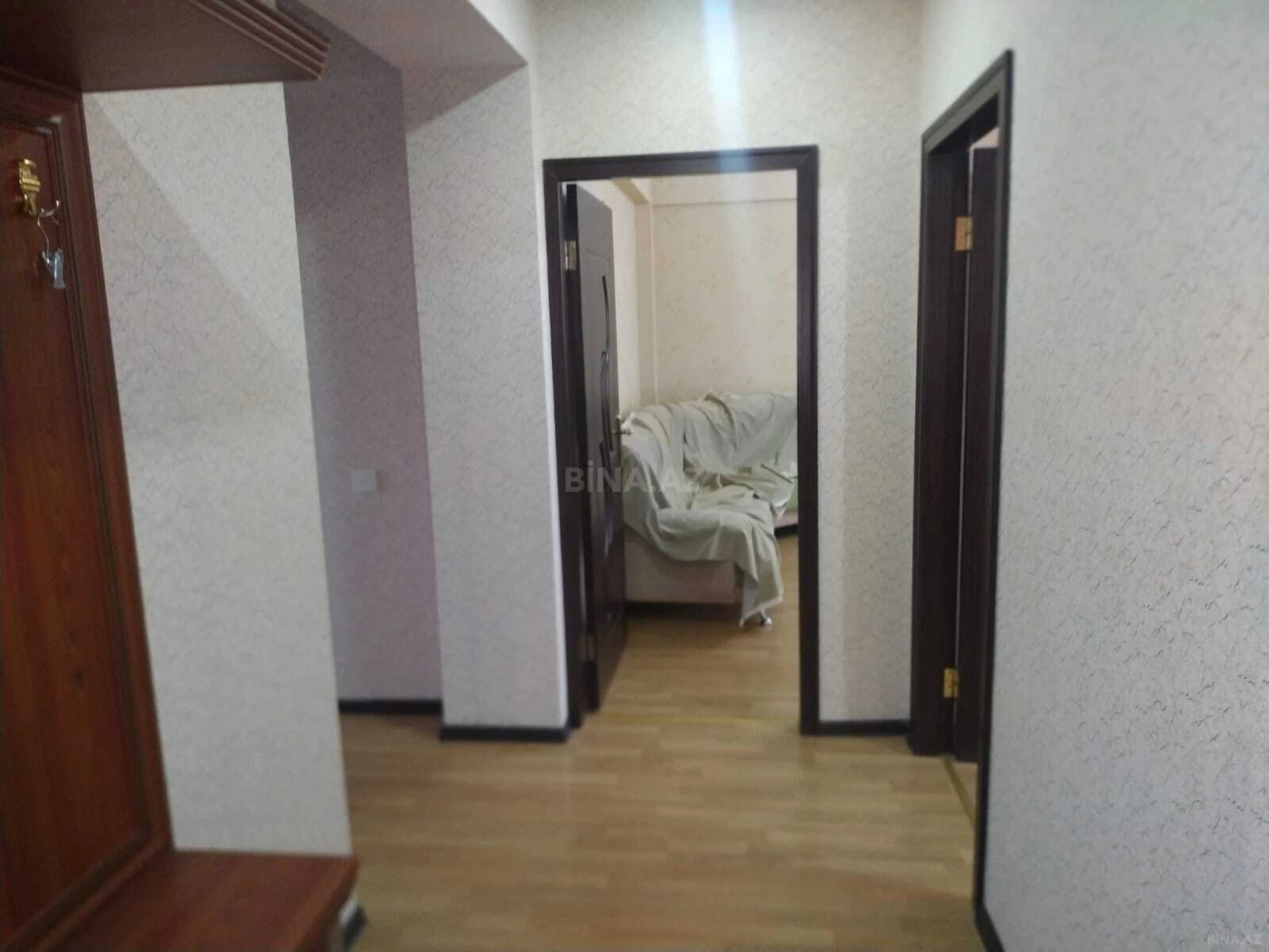 Satılır 2 otaqlı mənzil 80 m²
