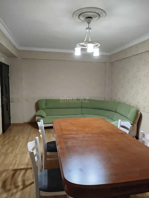 Satılır 2 otaqlı mənzil 80 m²