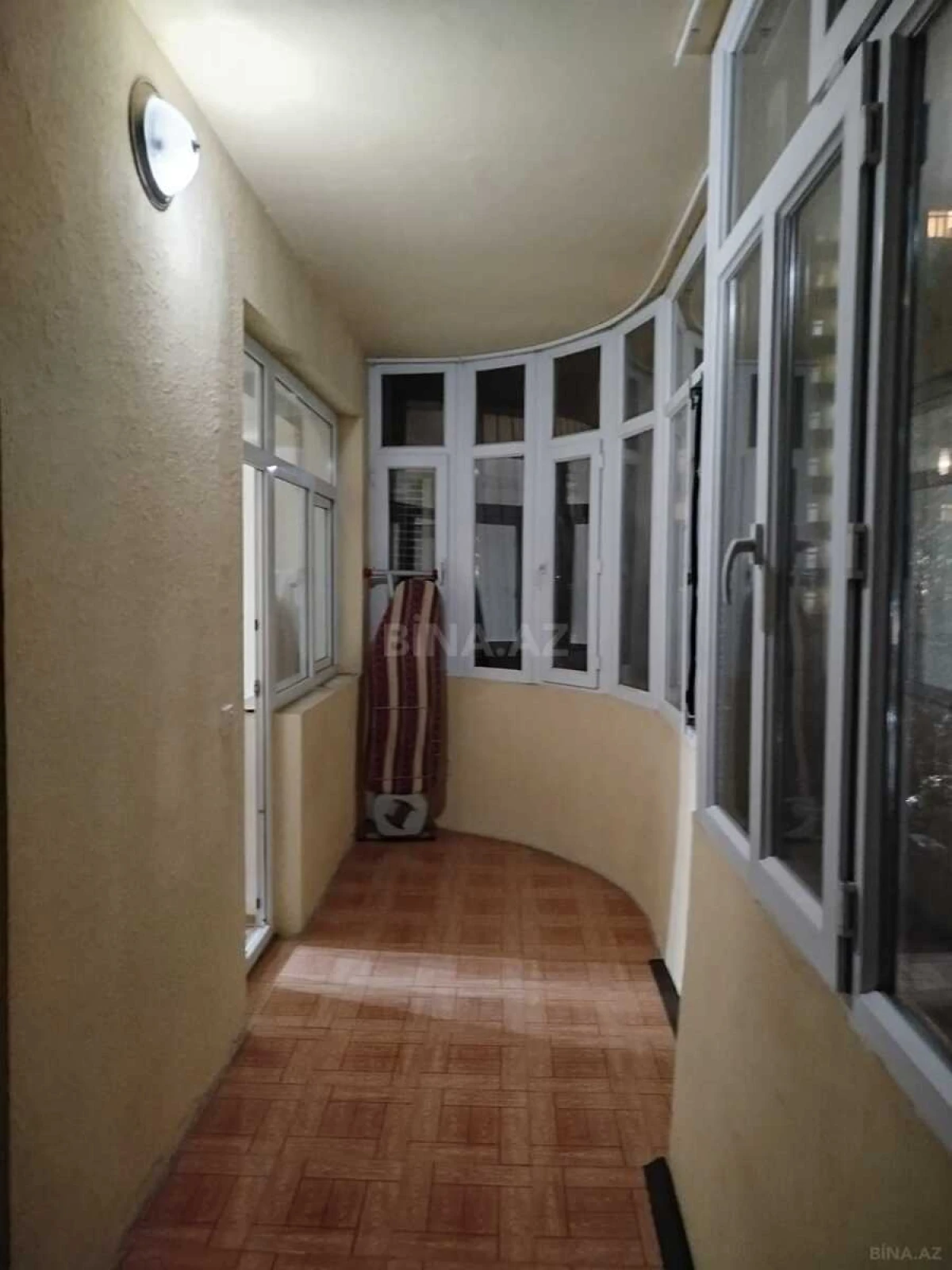 Satılır 2 otaqlı mənzil 80 m²