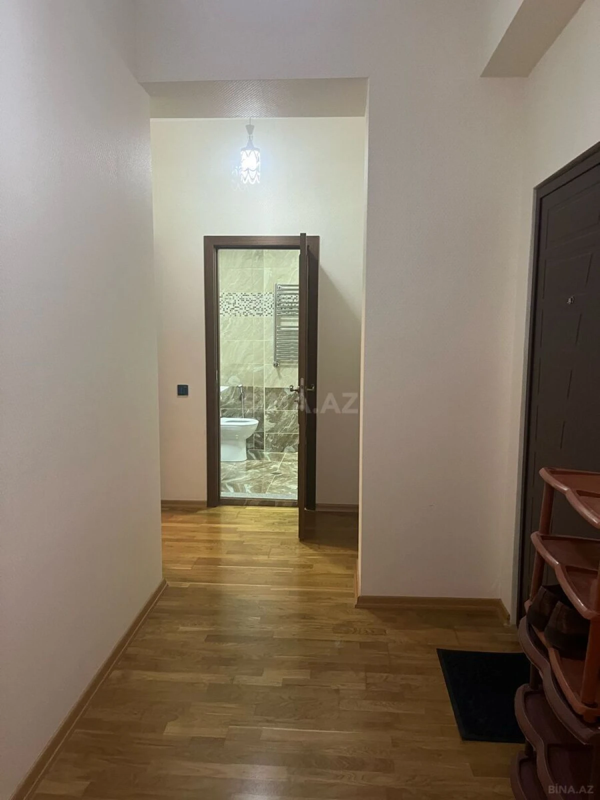 Kirayə verilir 2 otaqlı mənzil 70 m²