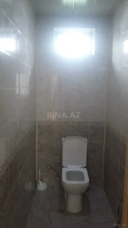 Satılır 6 otaqlı həyət evi 300 m²