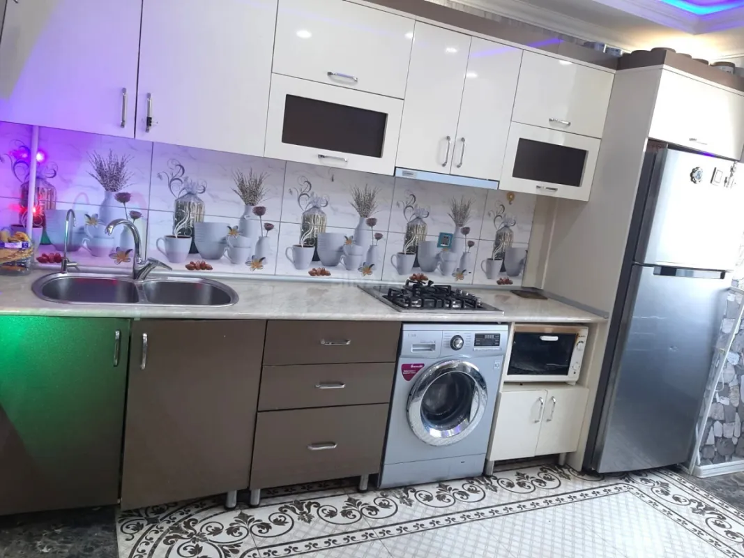 Satılır 2 otaqlı mənzil 60 m²