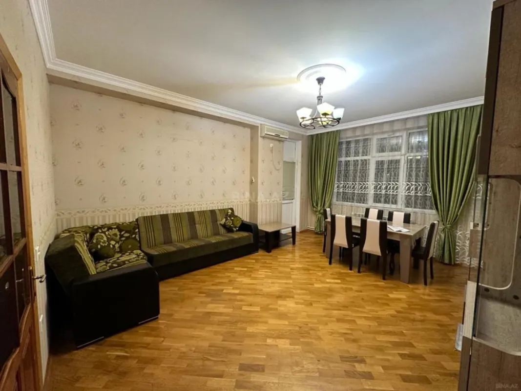 Kirayə verilir 2 otaqlı mənzil 90 m²