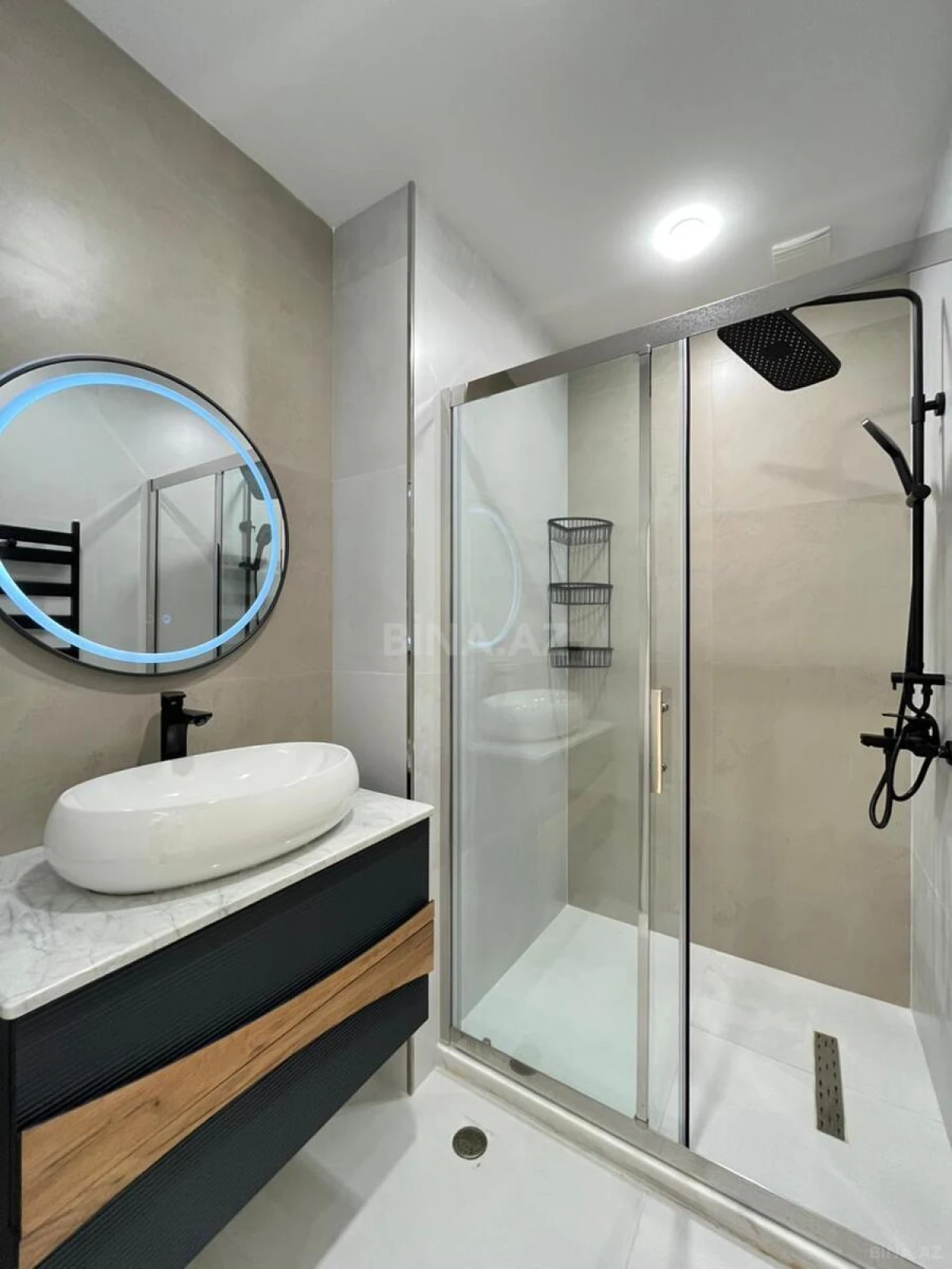 Satılır 3 otaqlı mənzil 98 m²