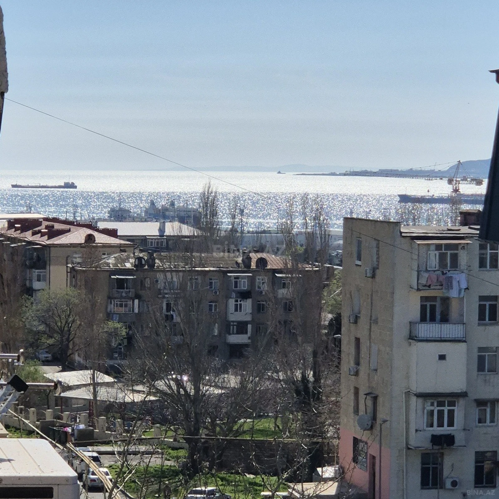 Satılır 2 otaqlı mənzil 65 m²