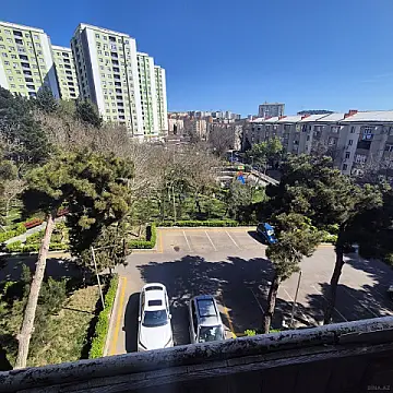 Satılır 2 otaqlı mənzil 65 m²