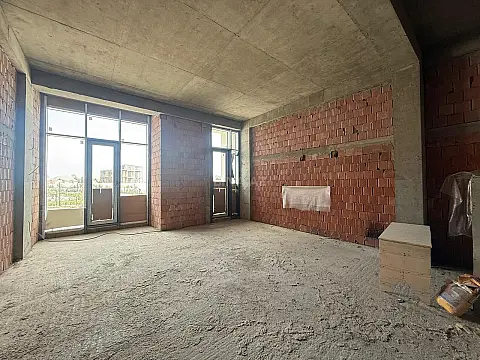 Satılır 2 otaqlı mənzil 72 m²